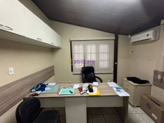 Ponto comercial de 800m² no Olho D'água - Locação