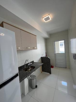 Apartamento NOVO com 2 quartos (1 suíte) no Prime Calhau I