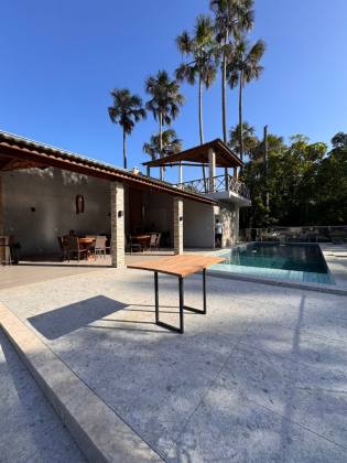 Casa duplex no Reserva Boa Vista com 4 suítes espaço gourmet com piscina