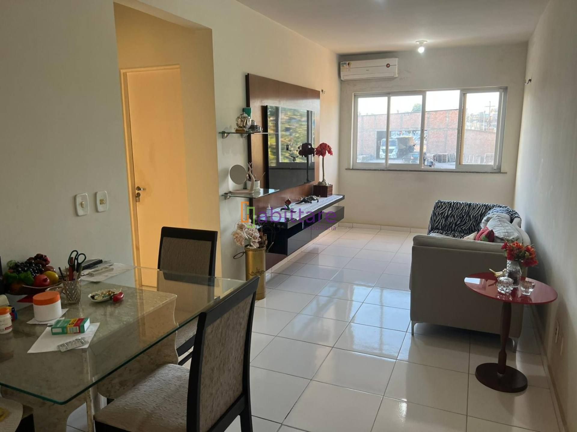 Apartamento no Condomínio Sevilla de 86m² com 02 quartos (1 suíte) - Prox ao Sesi Araçagi