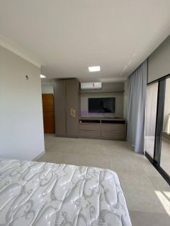 Casa de 460m² com 04 suítes e fino acabamento no Condomínio Damha