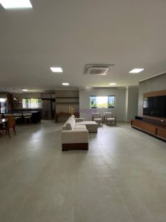 Casa de 460m² com 04 suítes e fino acabamento no Condomínio Damha