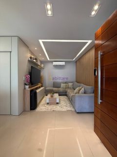 Casa residencial com de 200m² com 03 quartos (1 suíte) no Alto do Calhau