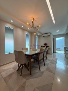 Casa residencial com de 200m² com 03 quartos (1 suíte) no Alto do Calhau