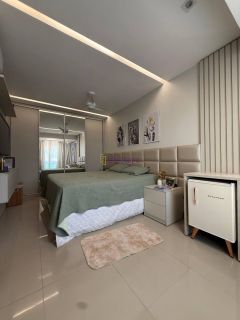 Casa residencial com de 200m² com 03 quartos (1 suíte) no Alto do Calhau