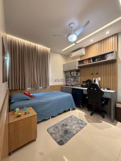 Casa residencial com de 200m² com 03 quartos (1 suíte) no Alto do Calhau