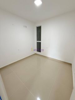 Apartamento no Mirante da Península para aluguel - Frente para o Millazzo