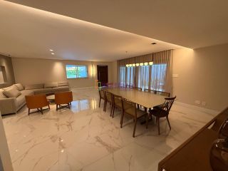 Casa de 440m² com 5 suítes no Condomínio The Prime, no Calhau