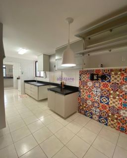 Apartamento de 147m² com 4 quartos (3 suítes) + escritório na Ponta do Farol