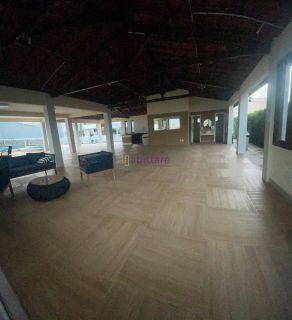 Casa duplex de condomínio com 3 suítes + DCE no Olho D'água para Aluguel.