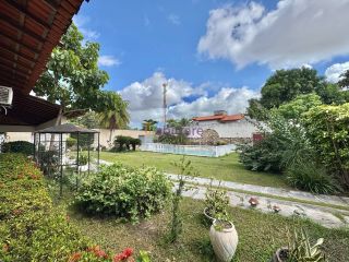 Casa duplex com 6 quartos (2 suítes) + DCE e espaço gourmet com piscina no Chácara Brasil