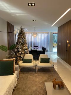 Casa duplex em condomínio no Quintas do Calhau com 4 suítes