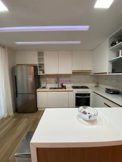 Casa de 250m² em condomínio no Quintas do Calhau com 3 suítes + espaço gourmet