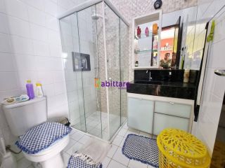 Mansão no Jardim Atlântico - Olho D´Agua, próx da Av. Rei de França - 1800m².