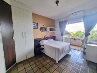 Mansão no Jardim Atlântico - Olho D´Agua, próx da Av. Rei de França - 1800m².