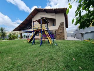 Mansão no Jardim Atlântico - Olho D´Agua, próx da Av. Rei de França - 1800m².