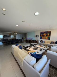 Apartamento no Flor do Vale de 288m² com 03 suítes (01 master) + DCE.