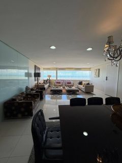 Apartamento no Flor do Vale de 288m² com 03 suítes (01 master) + DCE.