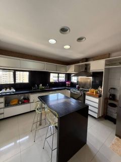 Apartamento no Flor do Vale de 288m² com 03 suítes (01 master) + DCE.