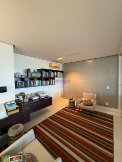 Apartamento no Flor do Vale de 288m² com 03 suítes (01 master) + DCE.