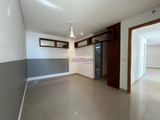Alugo - Apartamento no Dellamare na Ponta do Farol com 3 suítes