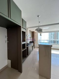 Alugo - Apartamento no Dellamare na Ponta do Farol com 3 suítes