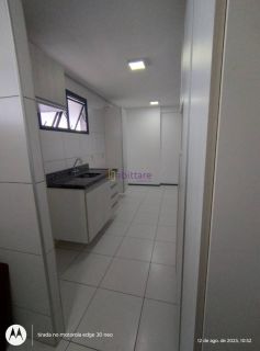 Apartamento de 78m² com 3 quartos (1 suíte) no Edifício Bahrein