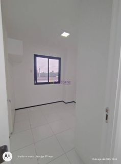Apartamento de 78m² com 3 quartos (1 suíte) no Edifício Bahrein
