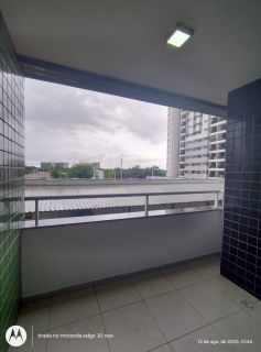 Apartamento de 78m² com 3 quartos (1 suíte) no Edifício Bahrein