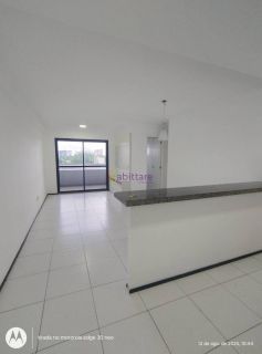 Apartamento de 78m² com 3 quartos (1 suíte) no Edifício Bahrein