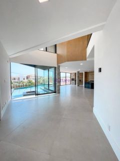 Casa de 330m² com 5 suítes + Área de lazer no Alphaville Araçagy