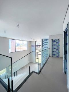 Casa duplex de 380m² com 5 suítes + espaço gourmet com piscina no Alphaville Araçagy