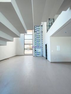 Casa duplex de 380m² com 5 suítes + espaço gourmet com piscina no Alphaville Araçagy