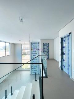 Casa duplex de 380m² com 5 suítes + espaço gourmet com piscina no Alphaville Araçagy