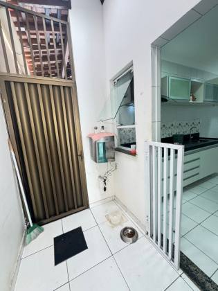 Alugo casa no Condomínio Gran Village Cohama -  com 4 quartos (1 suíte)