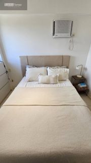 Apto no residencial Pátio semi-mobiliado com sala ampliada