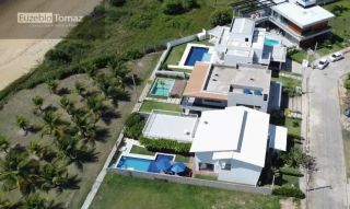 Lote em condomínio à beira mar