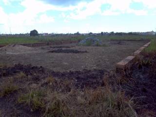 Lote murado e aterrado no Trêvo do Francês