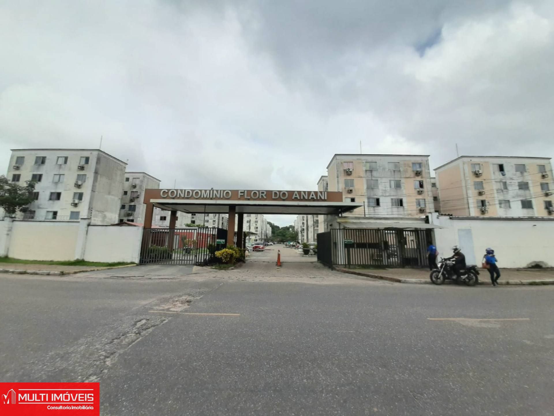 Condomínio Flor do Anani.