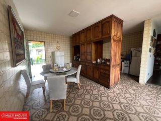 COP 30 - Large house with swimming pool on Alameda Esperança.