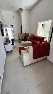 Casa 2/4 com suite no bairro papagaio