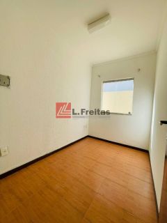 Casa de 4/4 sendo 2 suítes com piscina na Brasília