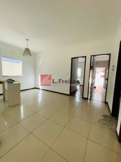 Casa de 4/4 sendo 2 suítes com piscina na Brasília