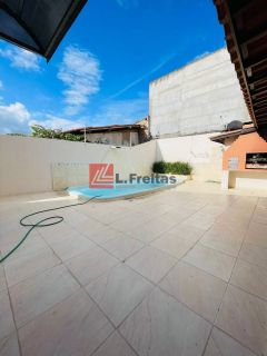 Casa de 4/4 sendo 2 suítes com piscina na Brasília