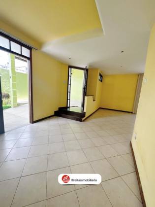 Casa para venda - Próximo ao Hospital D Pedro