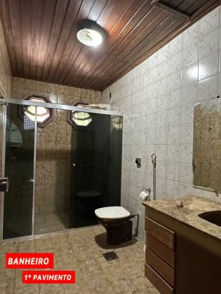 Casa para locação no Ponto Central