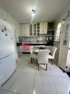 Casa para venda - Parque Getulio Vargas