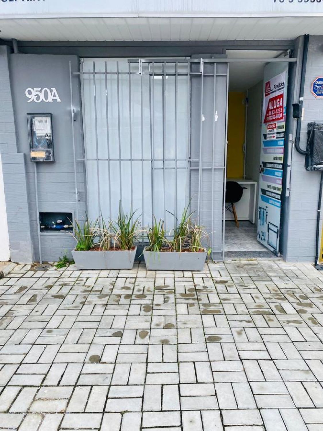 PONTO COMERCIAL DR. SABINO SILVA , Nº 962