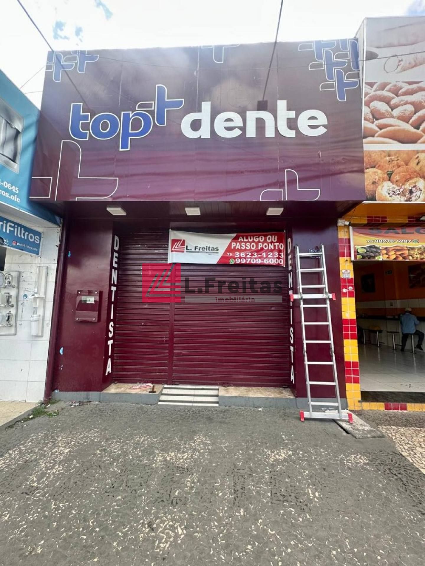 Alugo ou passo Ponto Comercial no bairro Centro
