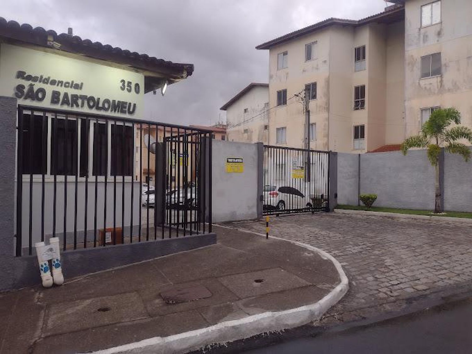 Apartamento no bairro Baraúna